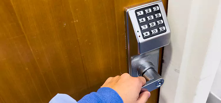Why Choose Us for Your Keypad Lock Needs in Pinecrest, FL?